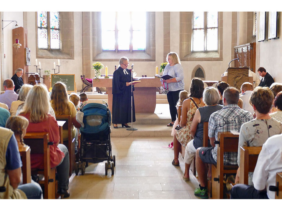 Ökumenischer Einschulungsgottesdienst in St. Crescentius (Foto: Karl-Franz Thiede)